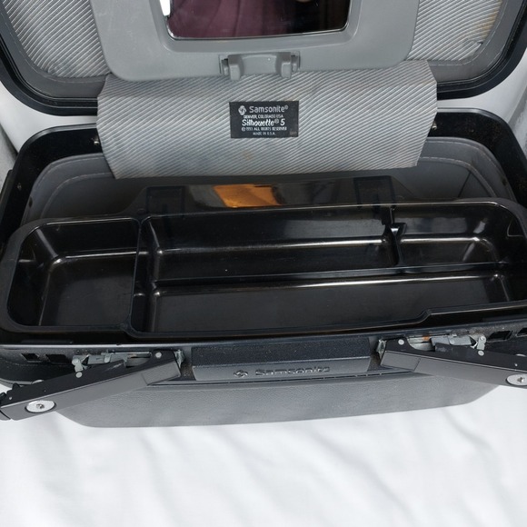 Samsonite Silhouette 5 Hard Cosmetic Train Case 1993 Key Mirror Tray Black - Picture 8 of 10